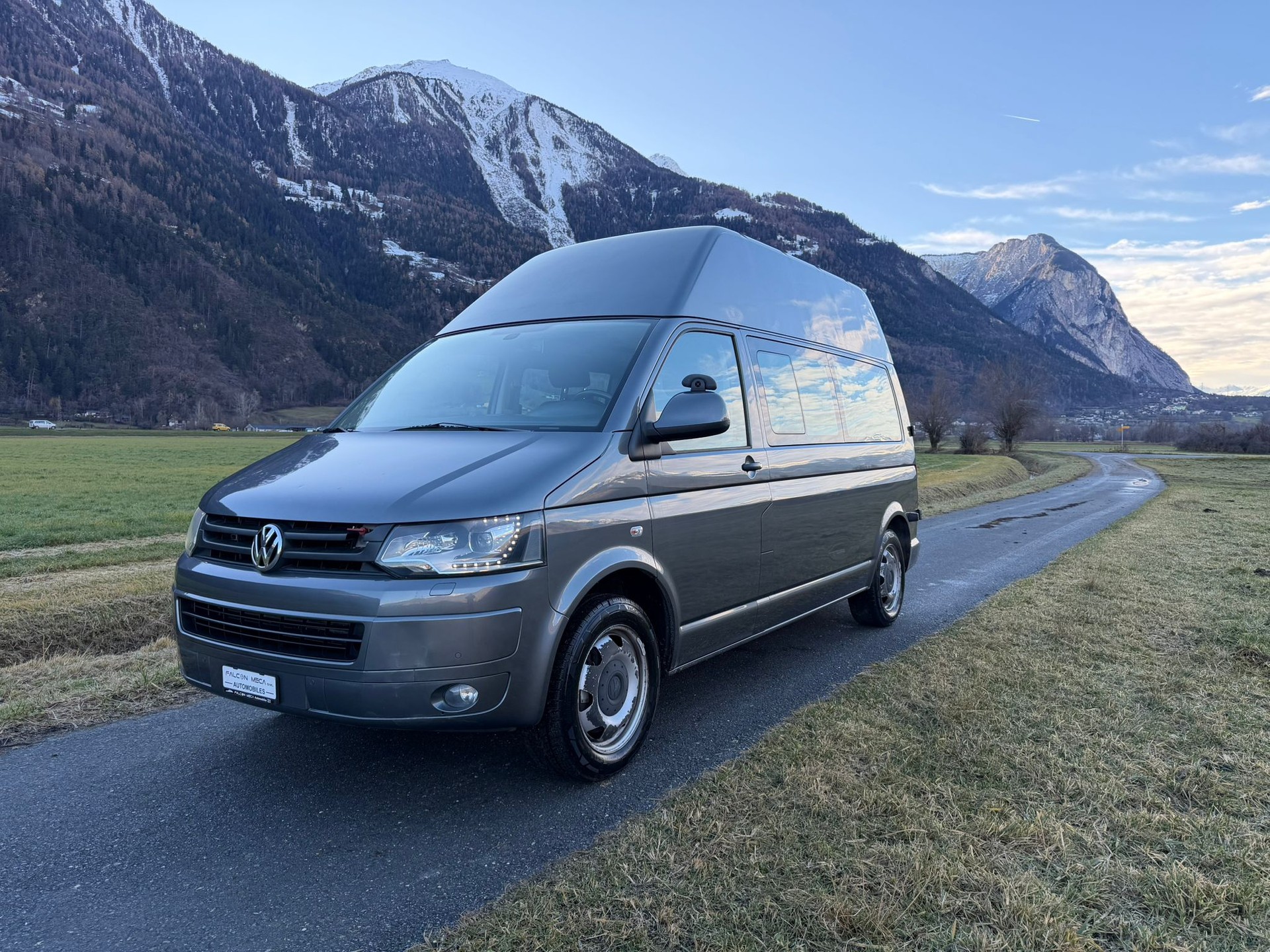 VW T5 2.0 TSI 4Motion DSG-image-1