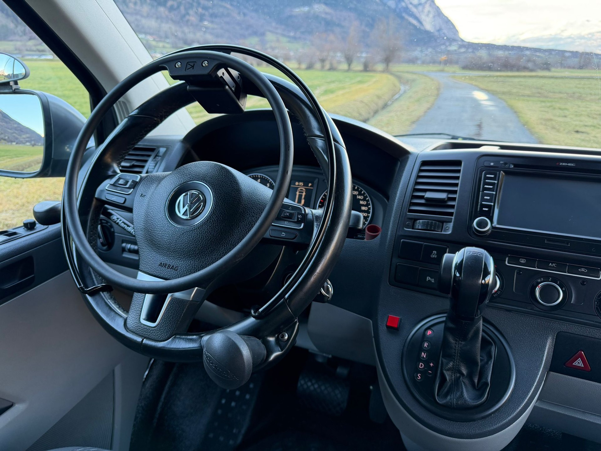 VW T5 2.0 TSI 4Motion DSG-image-12