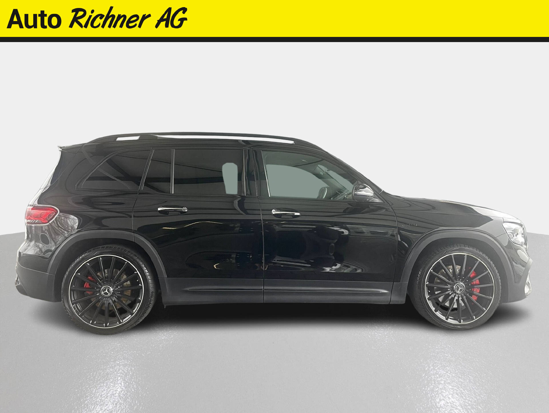 MERCEDES-BENZ GLB 35 AMG 4matic-image-2