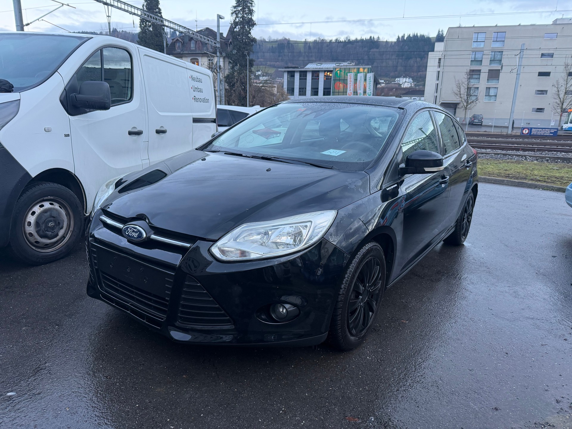 FORD Focus 1.0 SCTi Trend-image-0