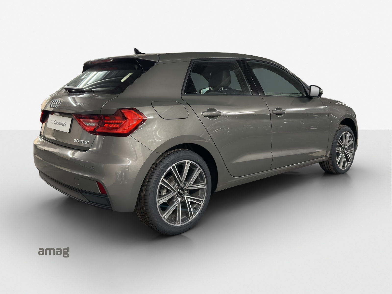AUDI A1 Sportback 30 TFSI Attraction S-tronic-image-4