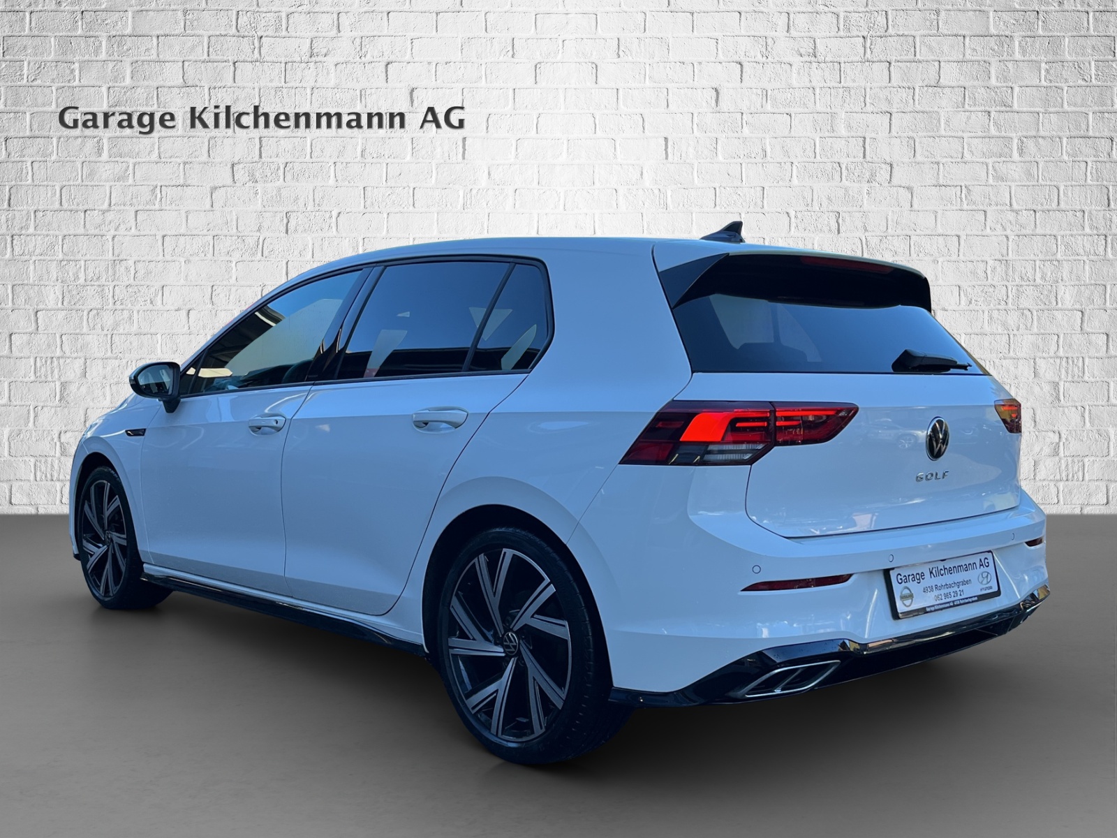 VW Golf 1.5 eTSI mHEV ACT R-Line DSG-image-2