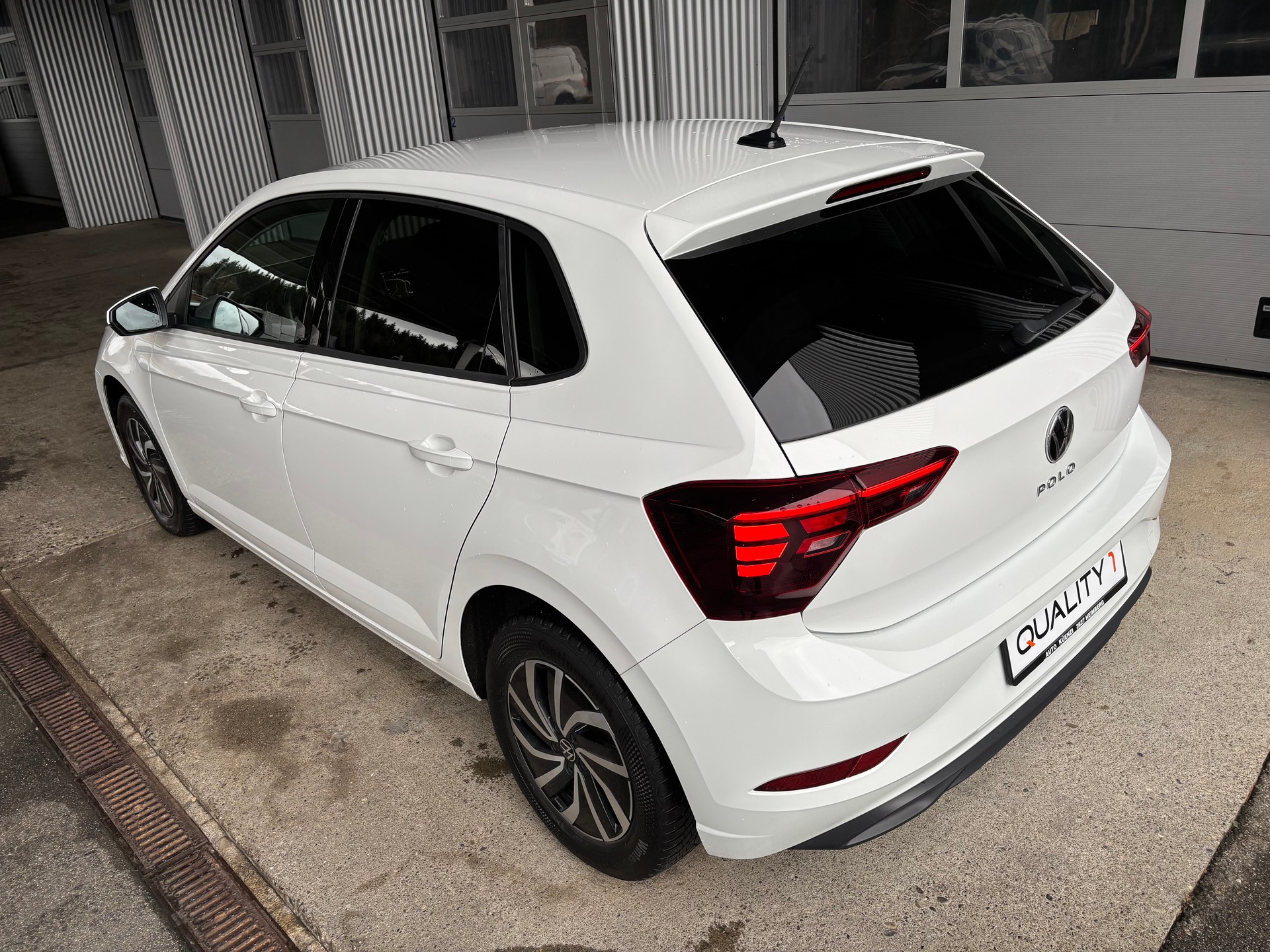 VW Polo 1.0 TSI Style DSG-image-2