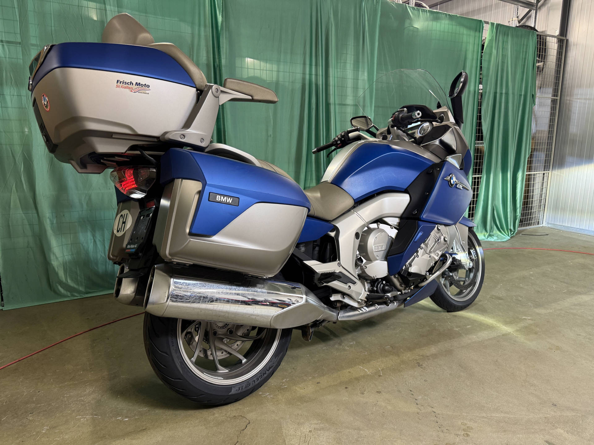 BMW K 1600 GTL Exclusive-showroom-element-3