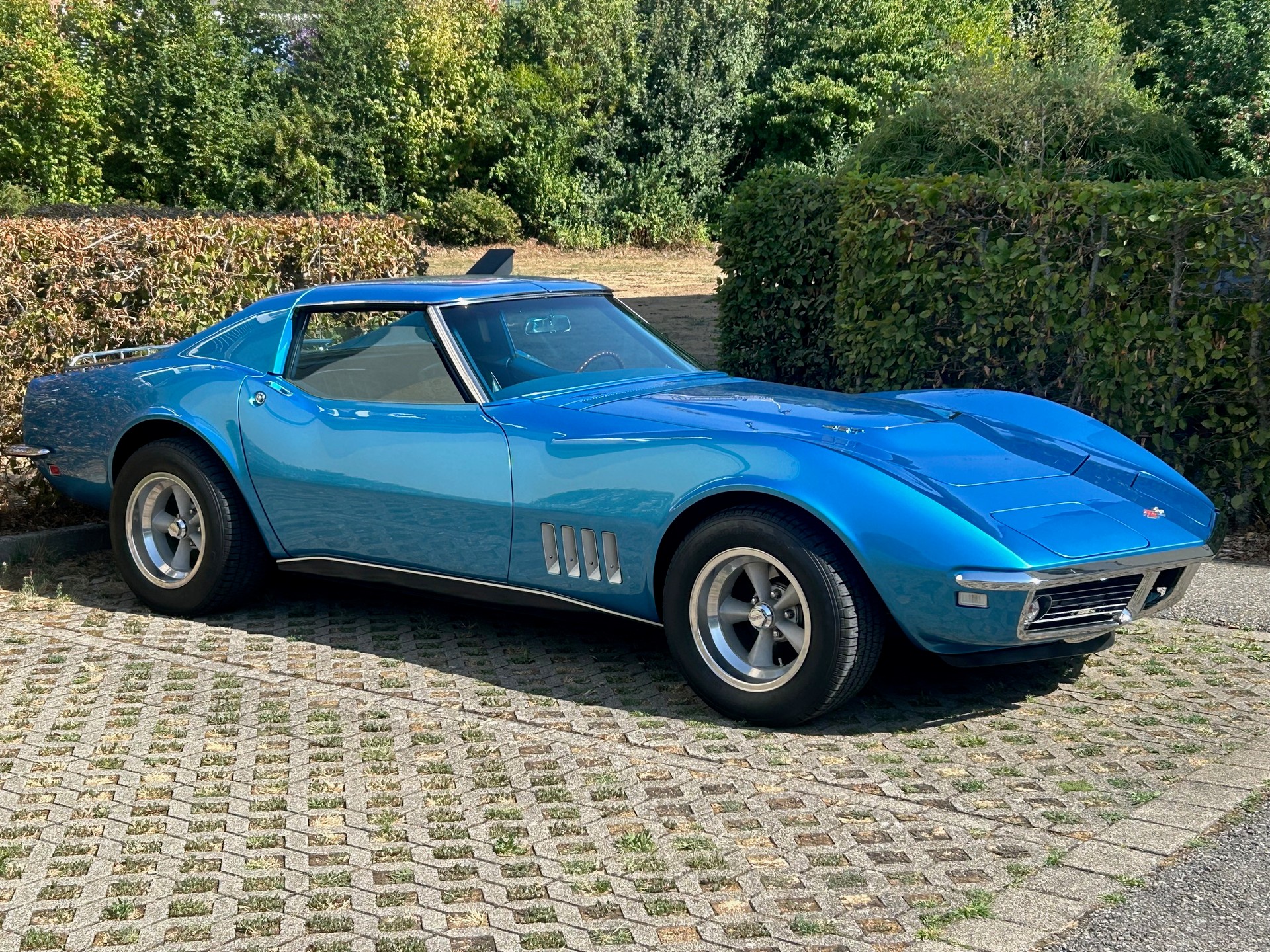 CHEVROLET Corvette BigBlock Tri Power-image-14