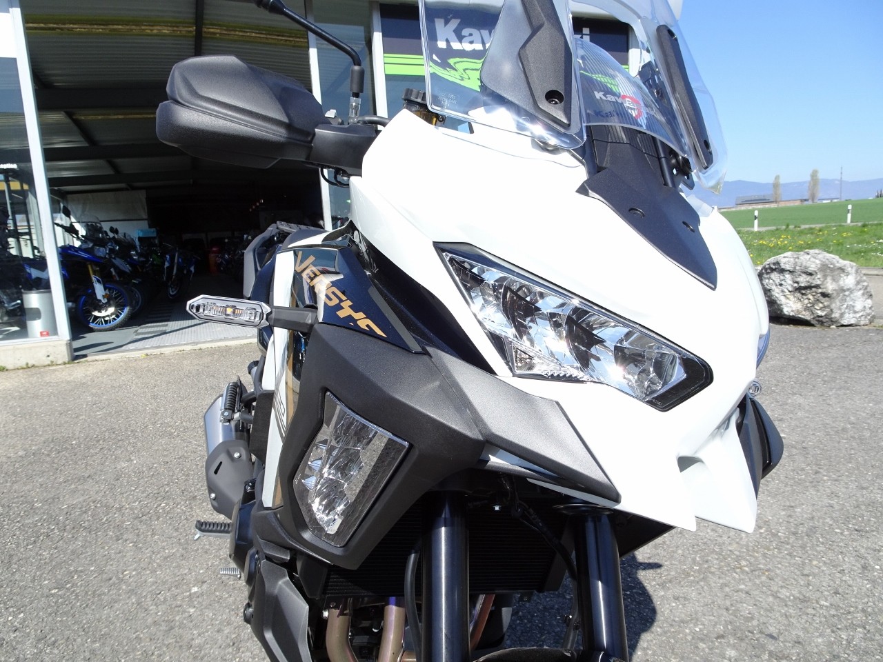 KAWASAKI Versys 1100 S-image-6