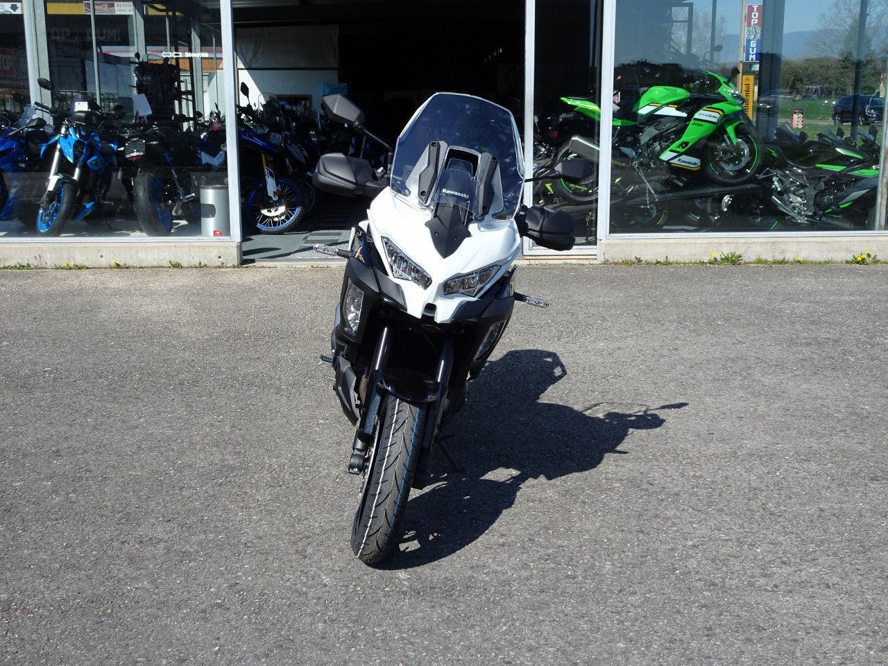 KAWASAKI Versys 1100 S-showroom-element-2