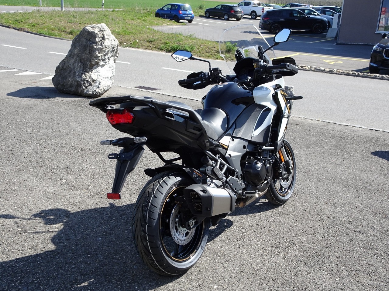 KAWASAKI Versys 1100 S-image-4