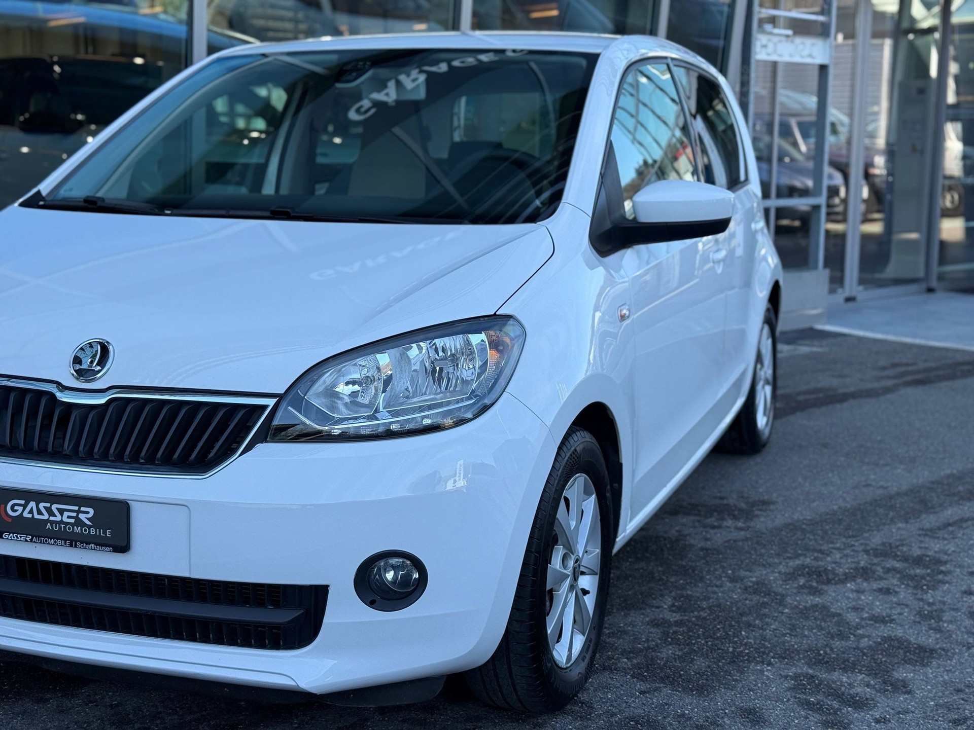SKODA Citigo 1.0 G-tec Ambition-image-3