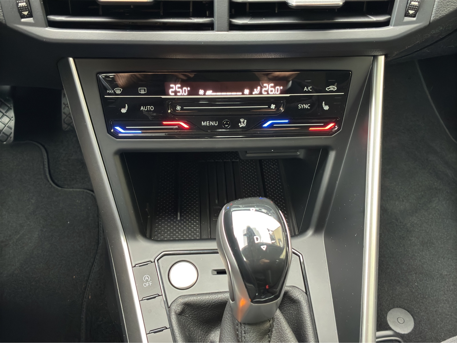 VW Taigo 1.0 TSI Life United DSG-image-16
