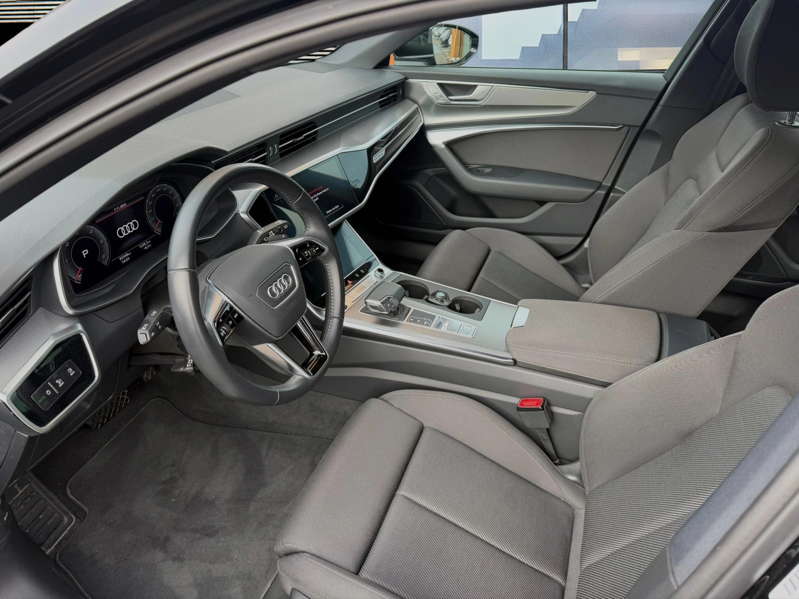 AUDI A6 Avant 3.0 50 TDI Sport quattro T-Tronic-image-7