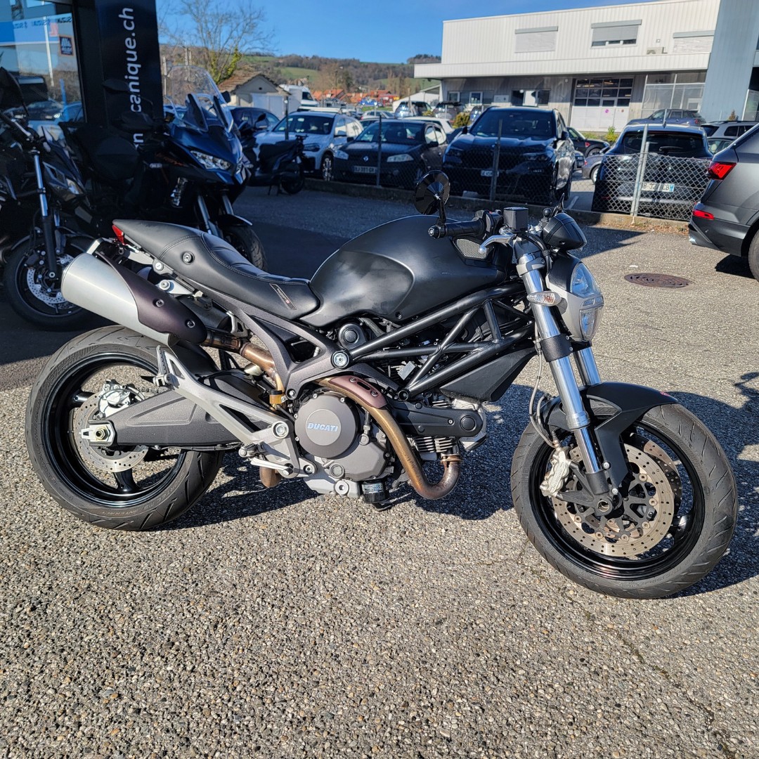 DUCATI Monster 696M ABS-image-2