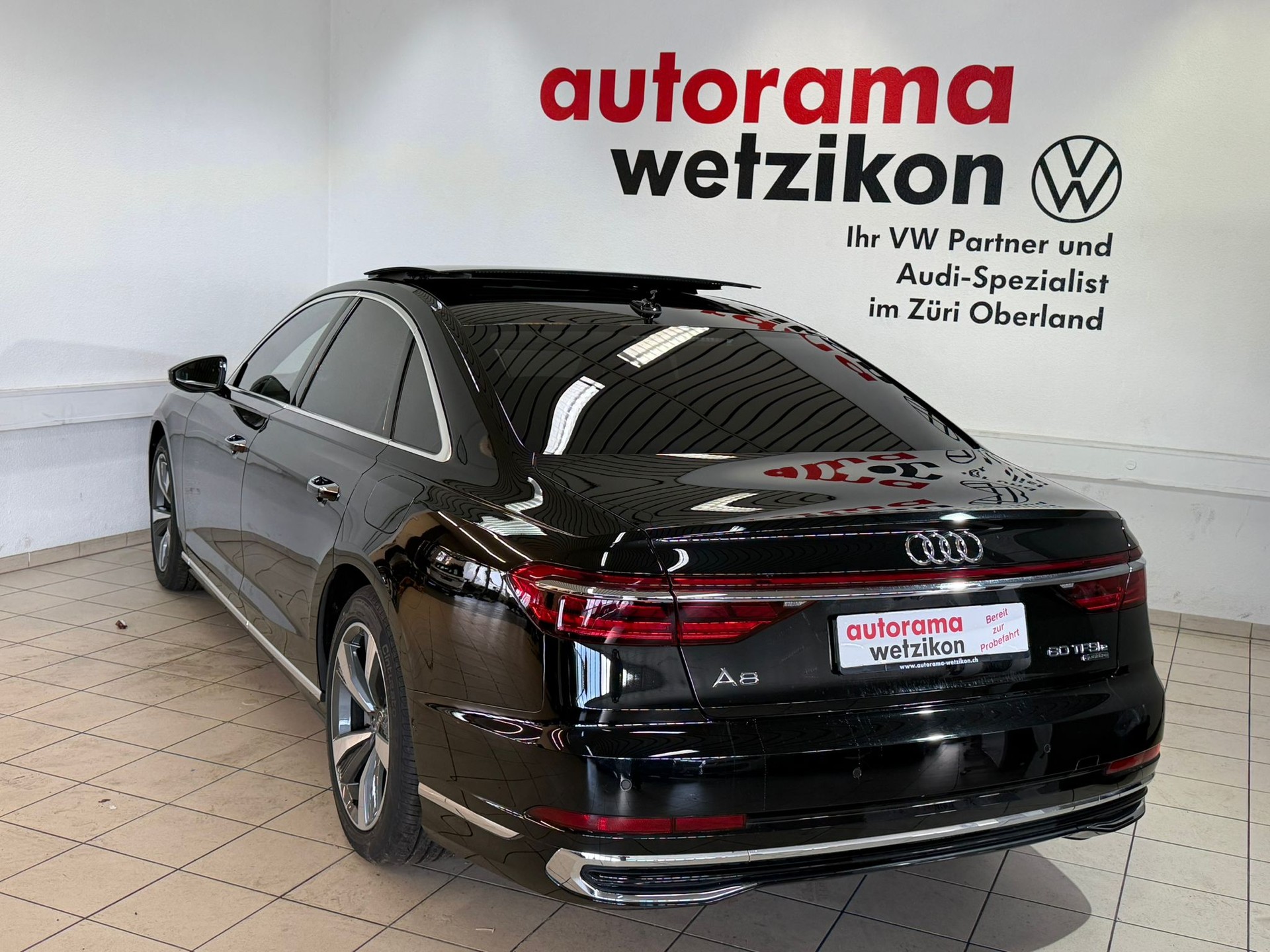 AUDI A8 60 TFSI e quattro tiptronic-image-3