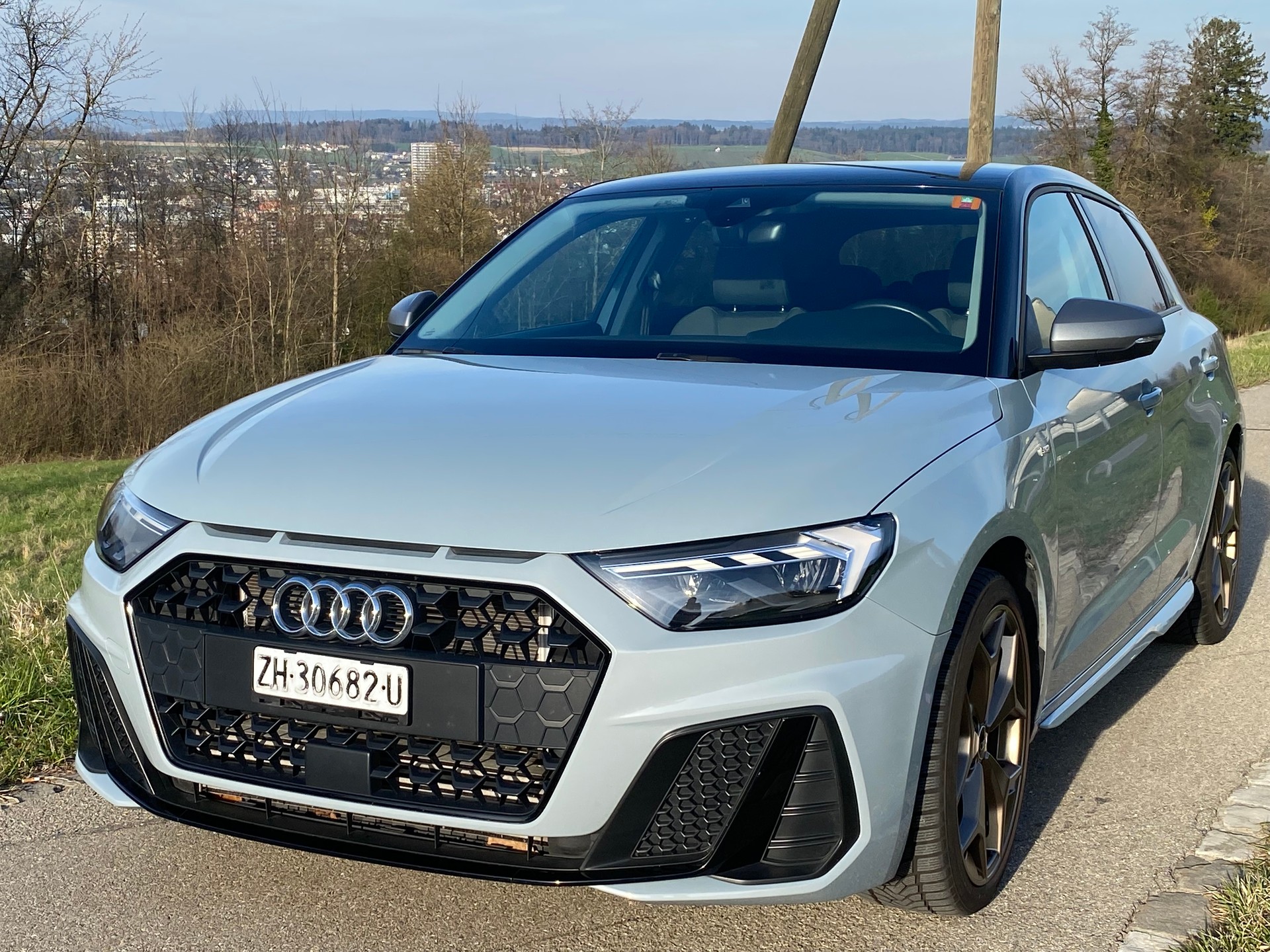 AUDI A1 Sportback 40 TFSI S Line S-tronic-image-2