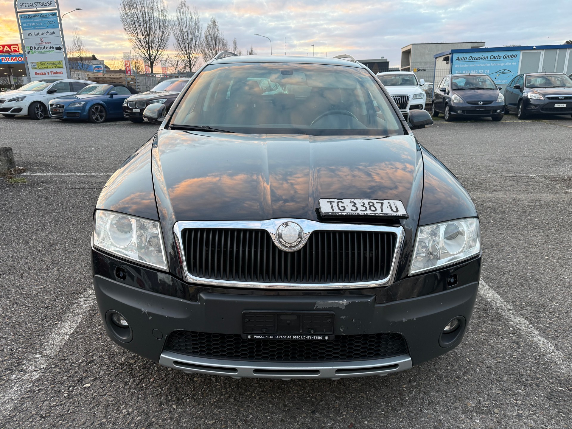 SKODA Octavia Scout 2.0 TDI 4x4-image-0