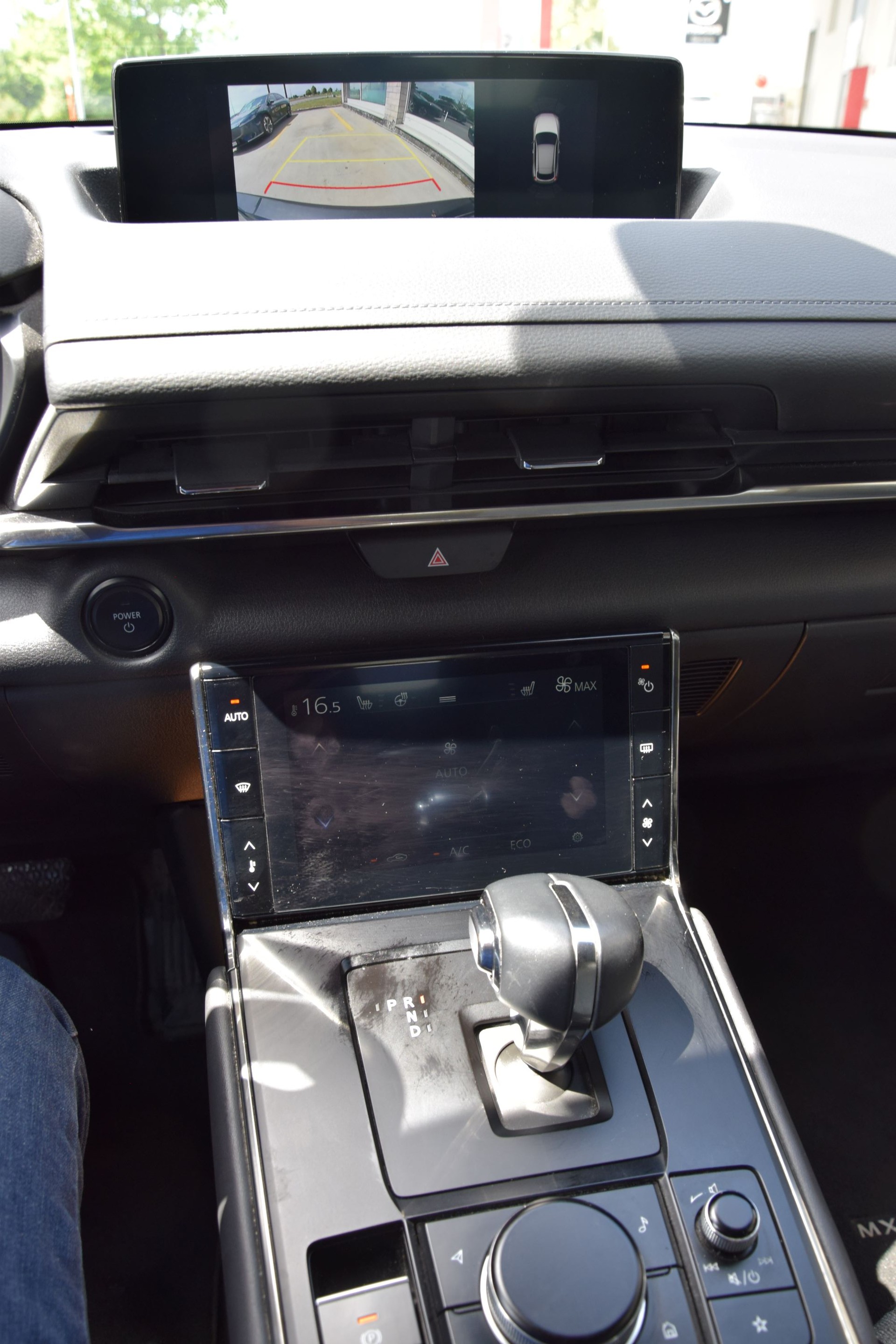 MAZDA MX-30 e-Skyactiv Ambition Plus-image-2
