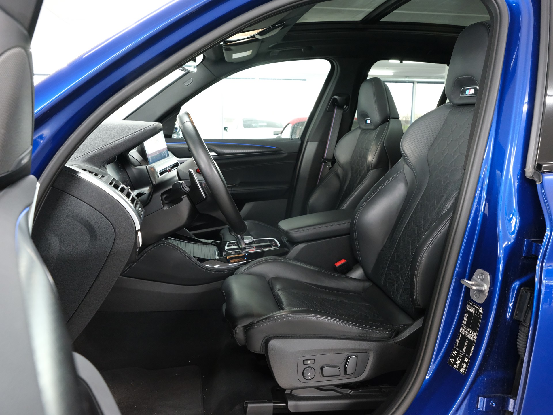 BMW X3 xDrive M Competition Steptronic *M MARINA BAY BLAU LACKIERUNG*-image-13