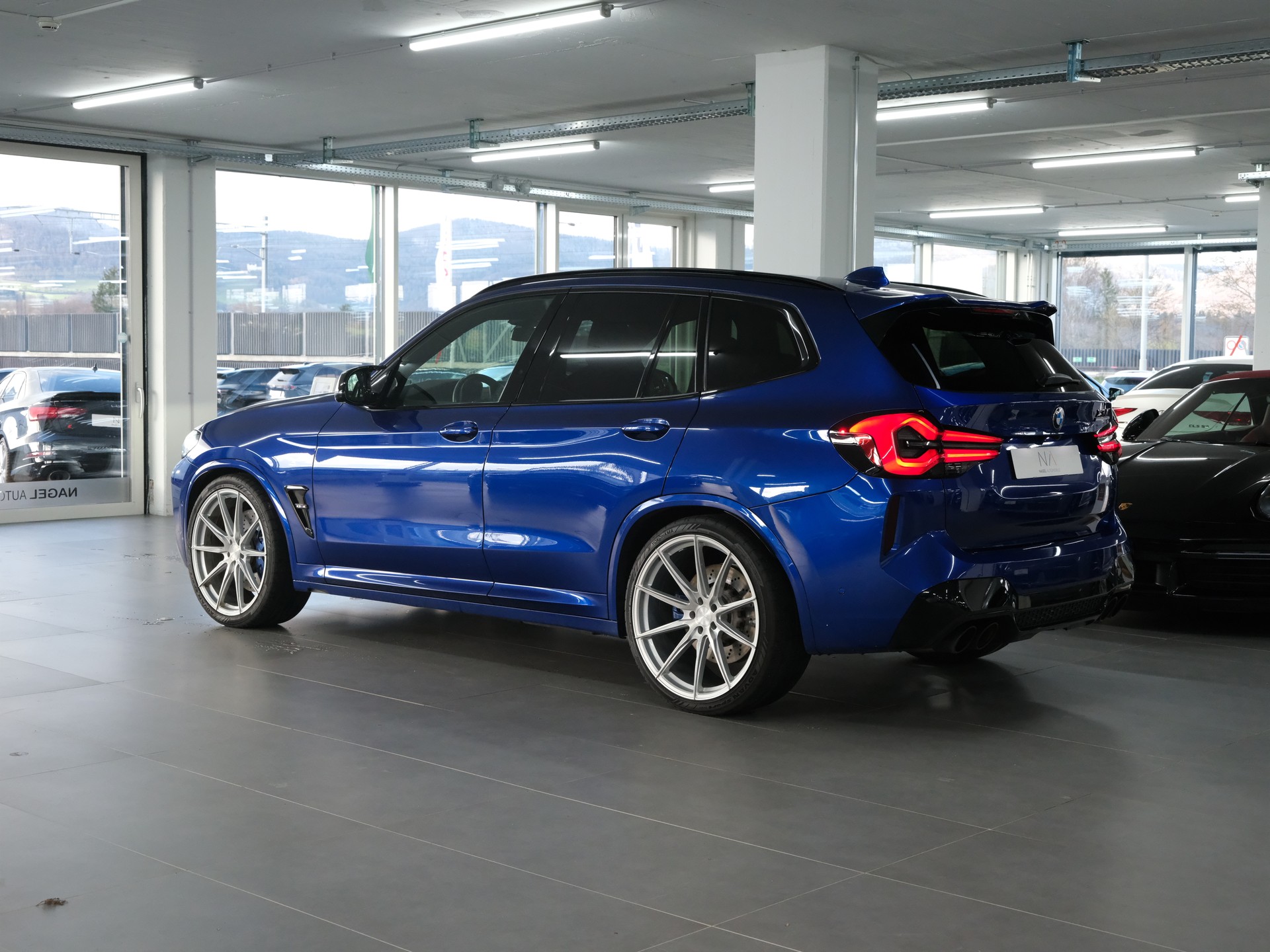 BMW X3 xDrive M Competition Steptronic *M MARINA BAY BLAU LACKIERUNG*-image-5