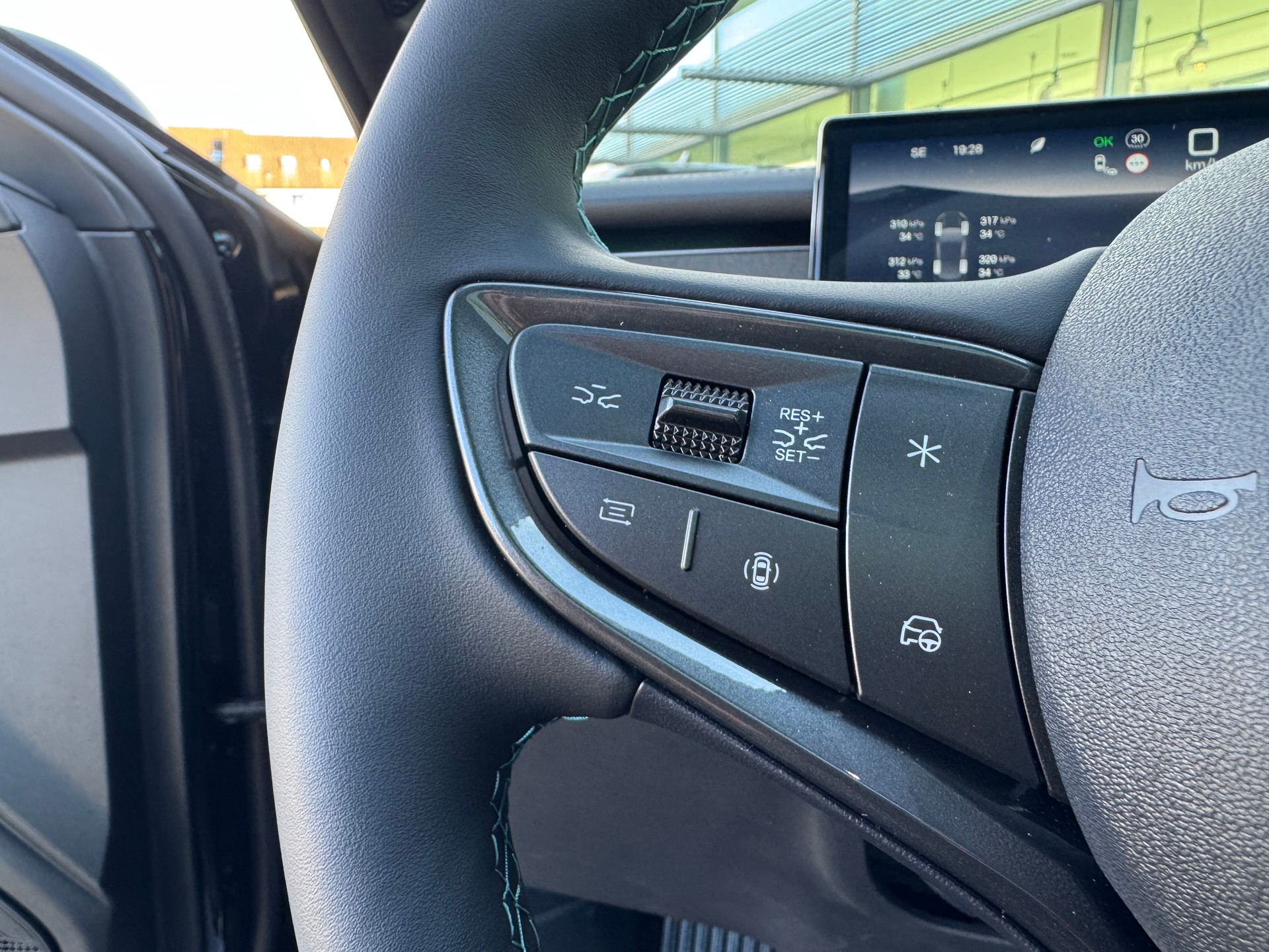 BYD Seal 6 DM-i Tour. Comfort-image-14