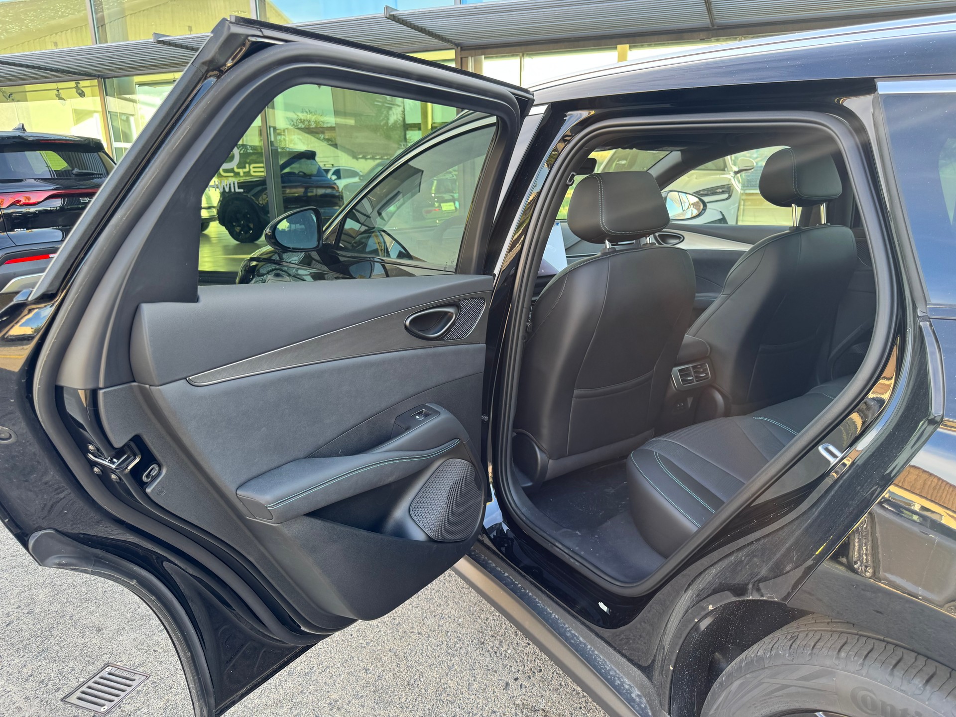 BYD Seal 6 DM-i Tour. Comfort-image-21