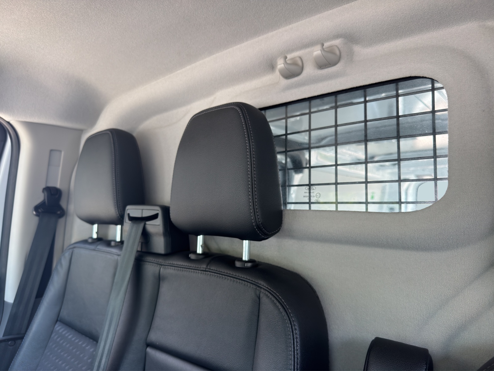 FORD Transit Custom Van 320 L2H1 DK Sport-image-15