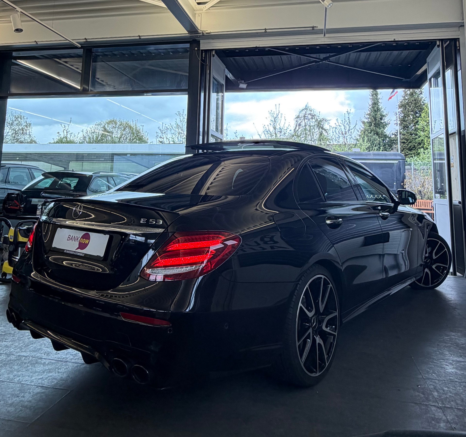 MERCEDES-BENZ E 53 AMG 4matic+-image-3