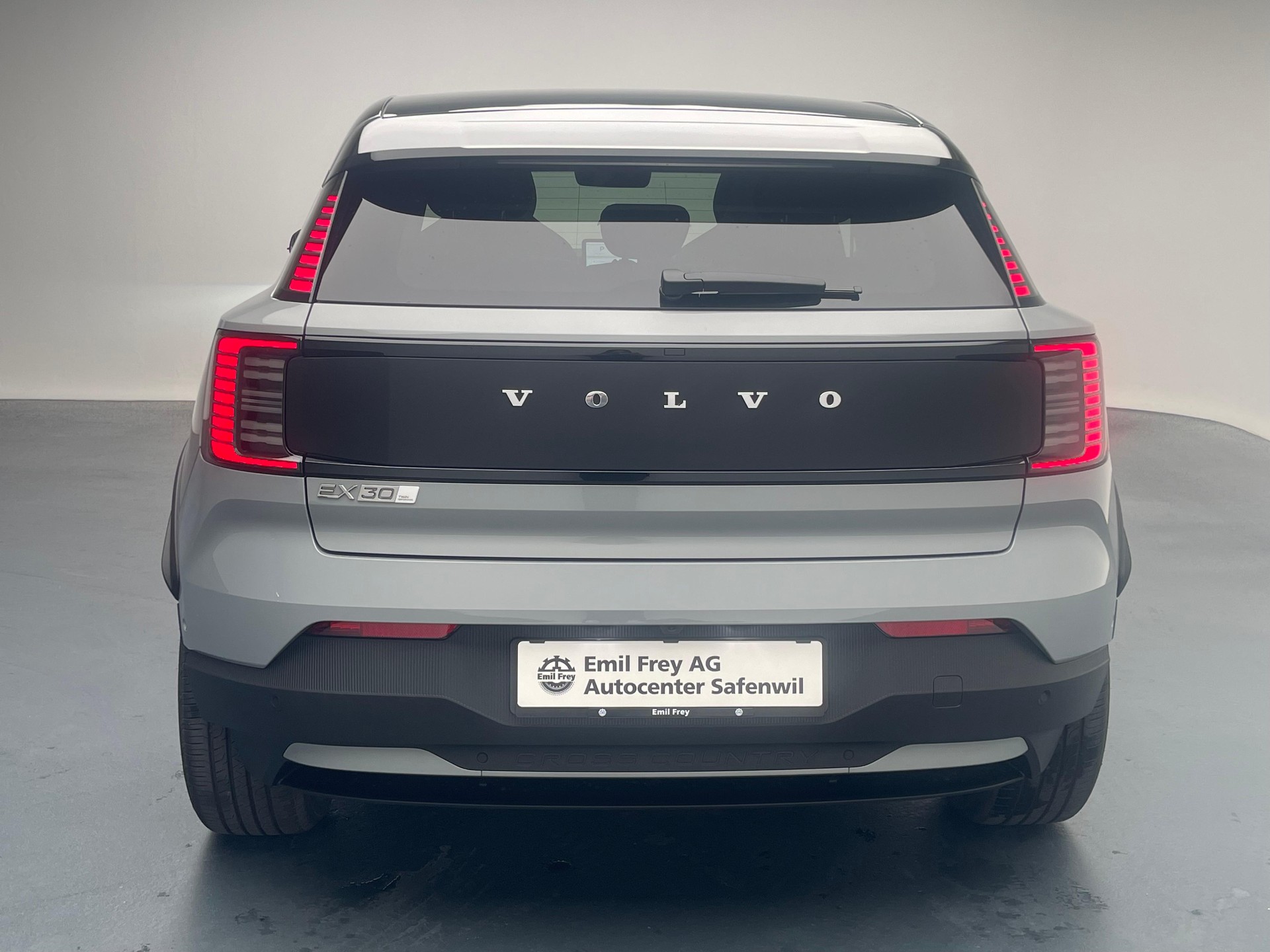 VOLVO EX30 CC E60 Twin Performance AWD-image-4