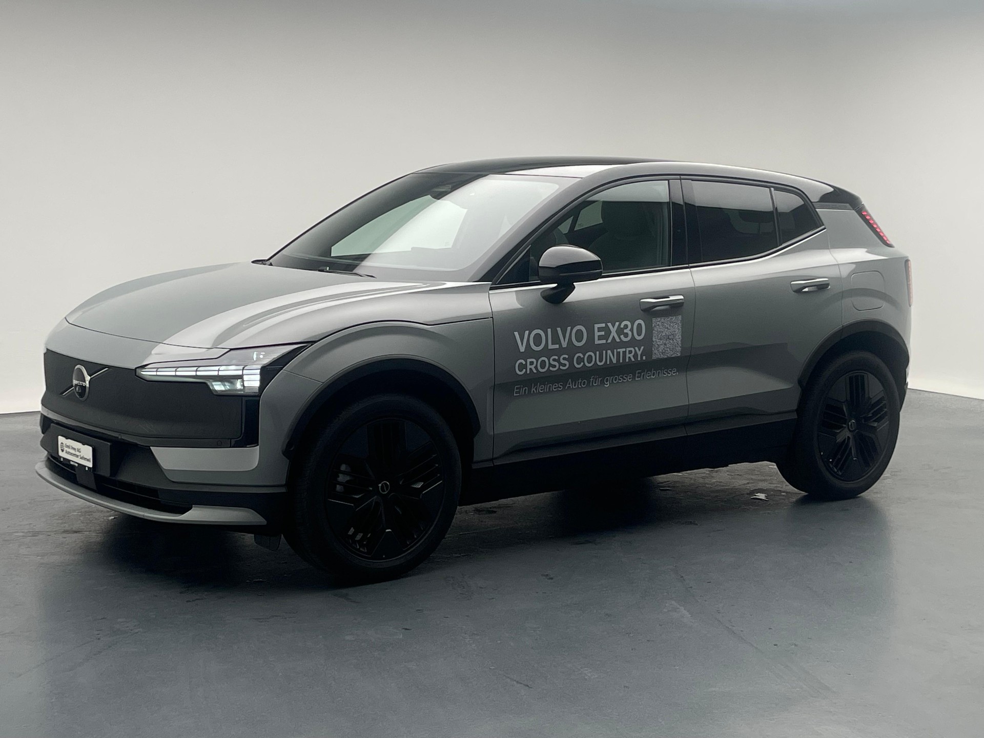 VOLVO EX30 CC E60 Twin Performance AWD-image-1