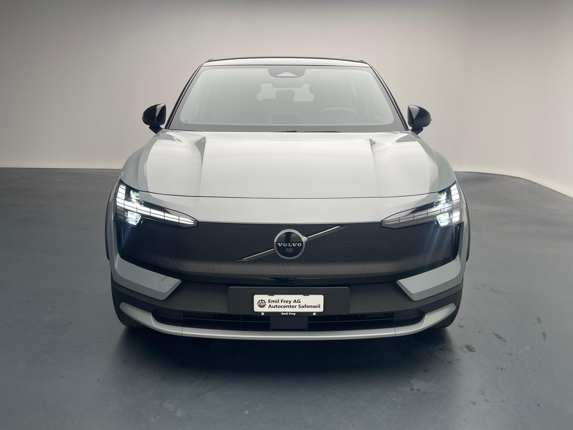 VOLVO EX30 CC E60 Twin Performance AWD-image-29