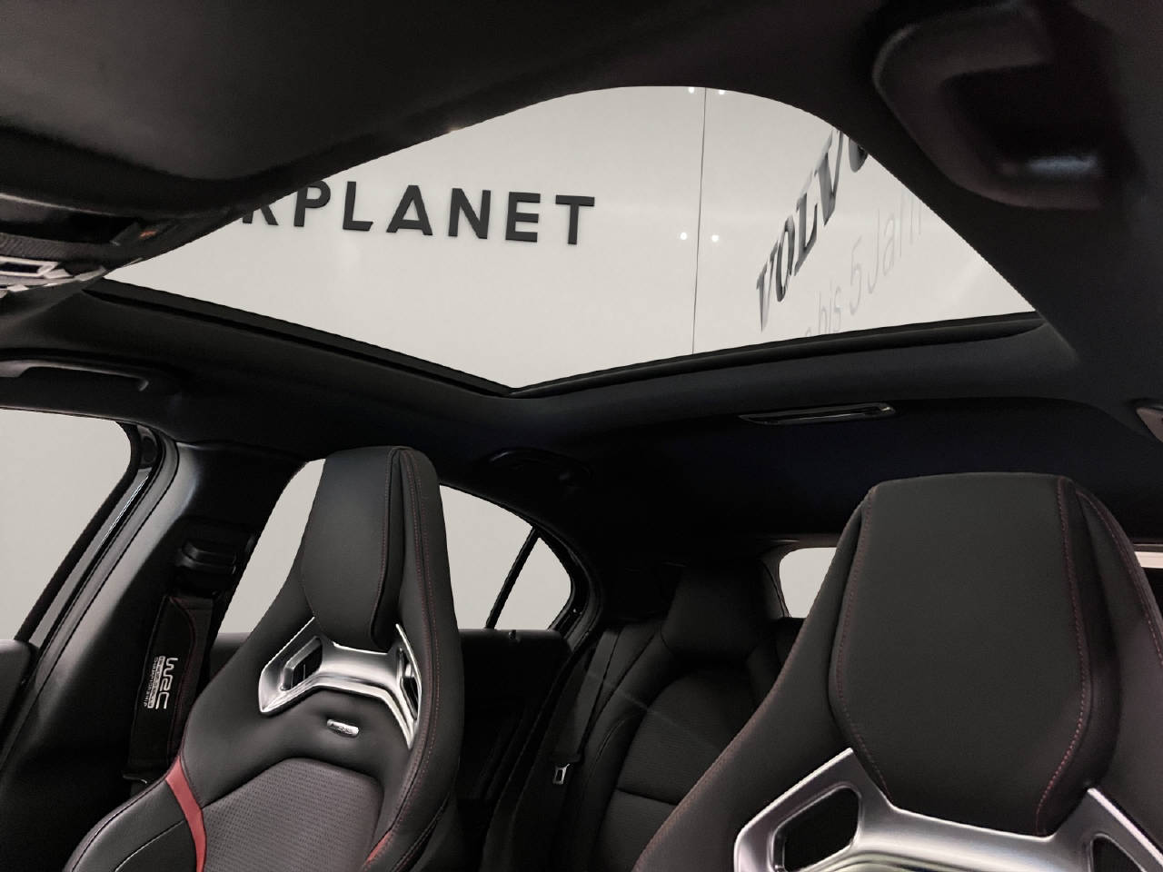 MERCEDES-BENZ A 45 AMG 4m-image-12