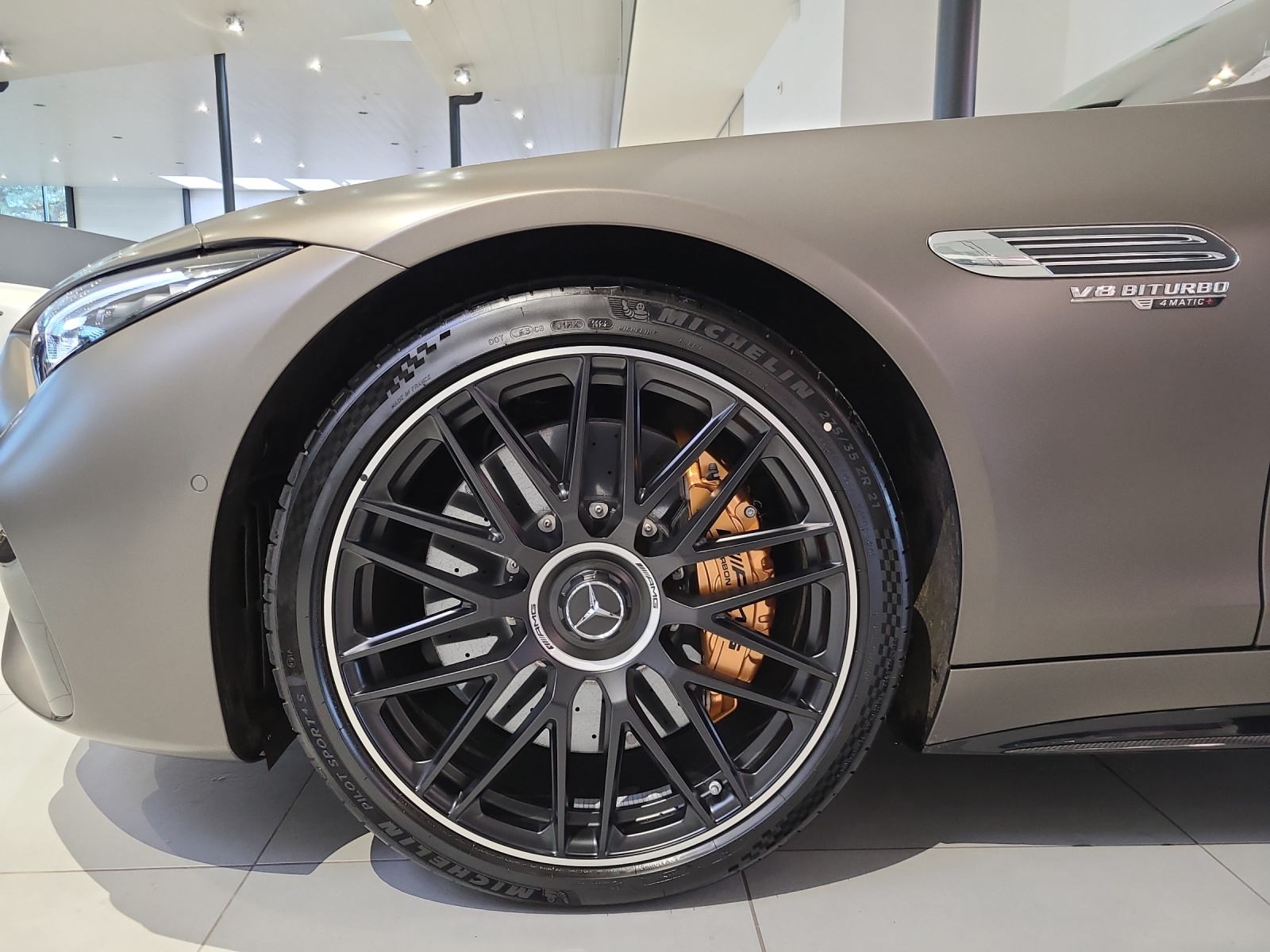 MERCEDES-BENZ AMG SL 63 4M Speedshift MCT-image-12