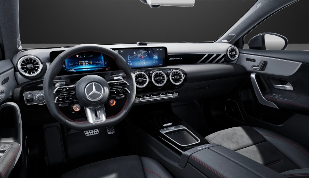 MERCEDES-BENZ A AMG 35 4Matic+ 8G-DCT-image-7