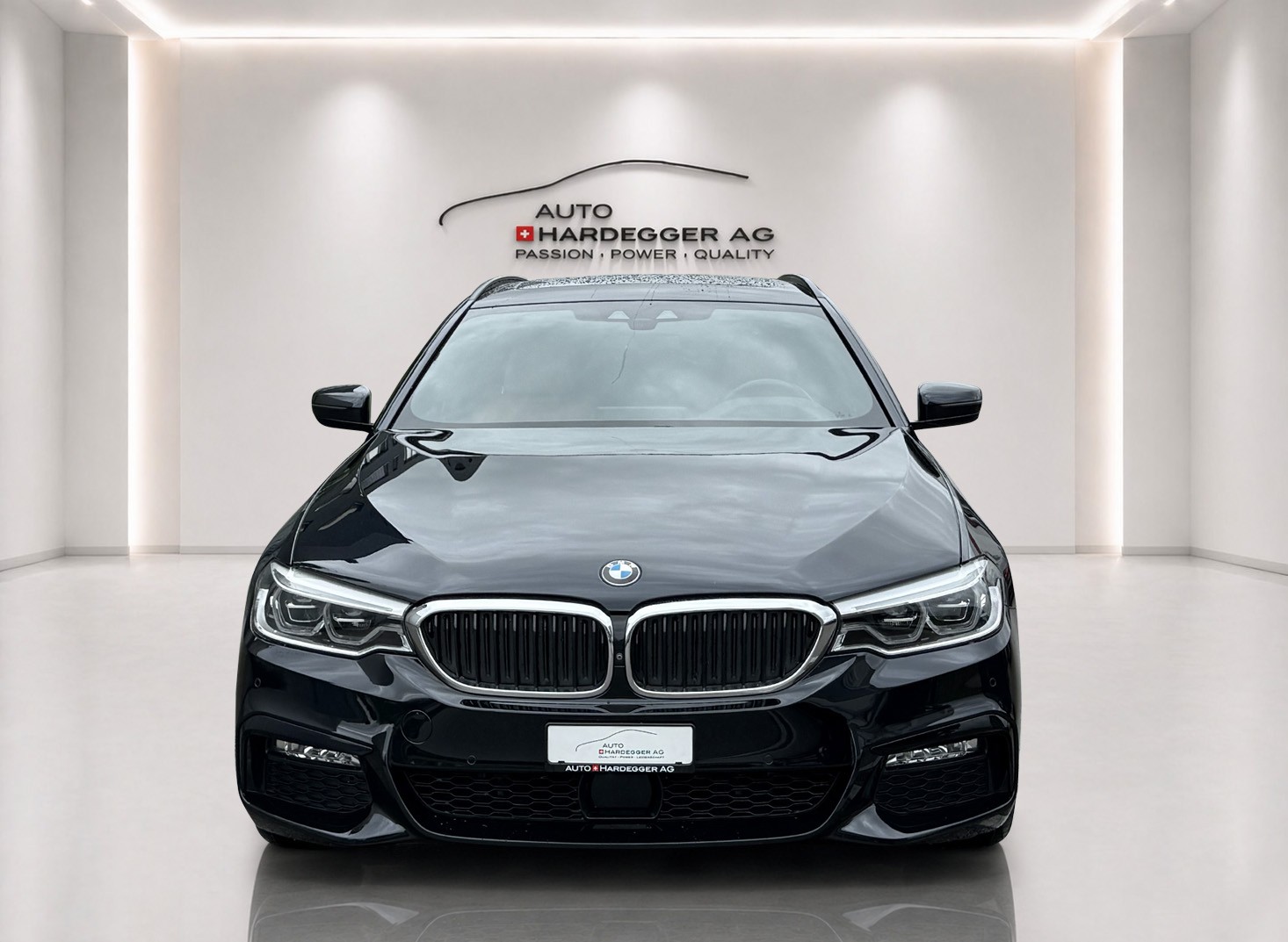 BMW 540i xDrive Touring M Sport / Vollgarantie! neue Bremsen-image-3