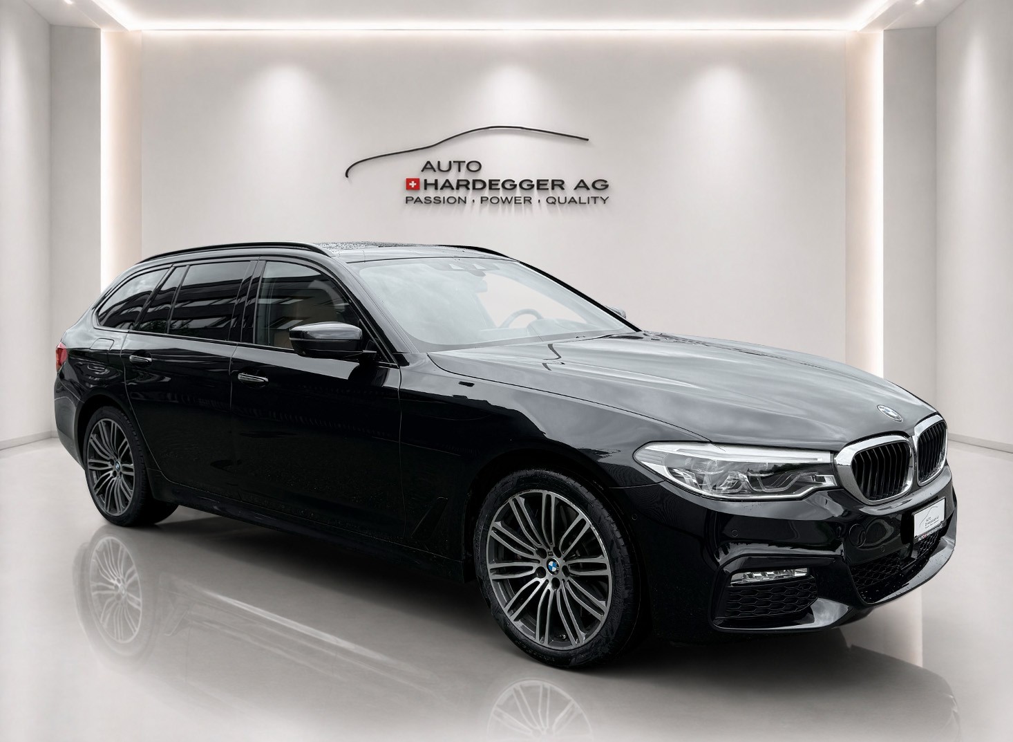 BMW 540i xDrive Touring M Sport / Vollgarantie! neue Bremsen-image-0