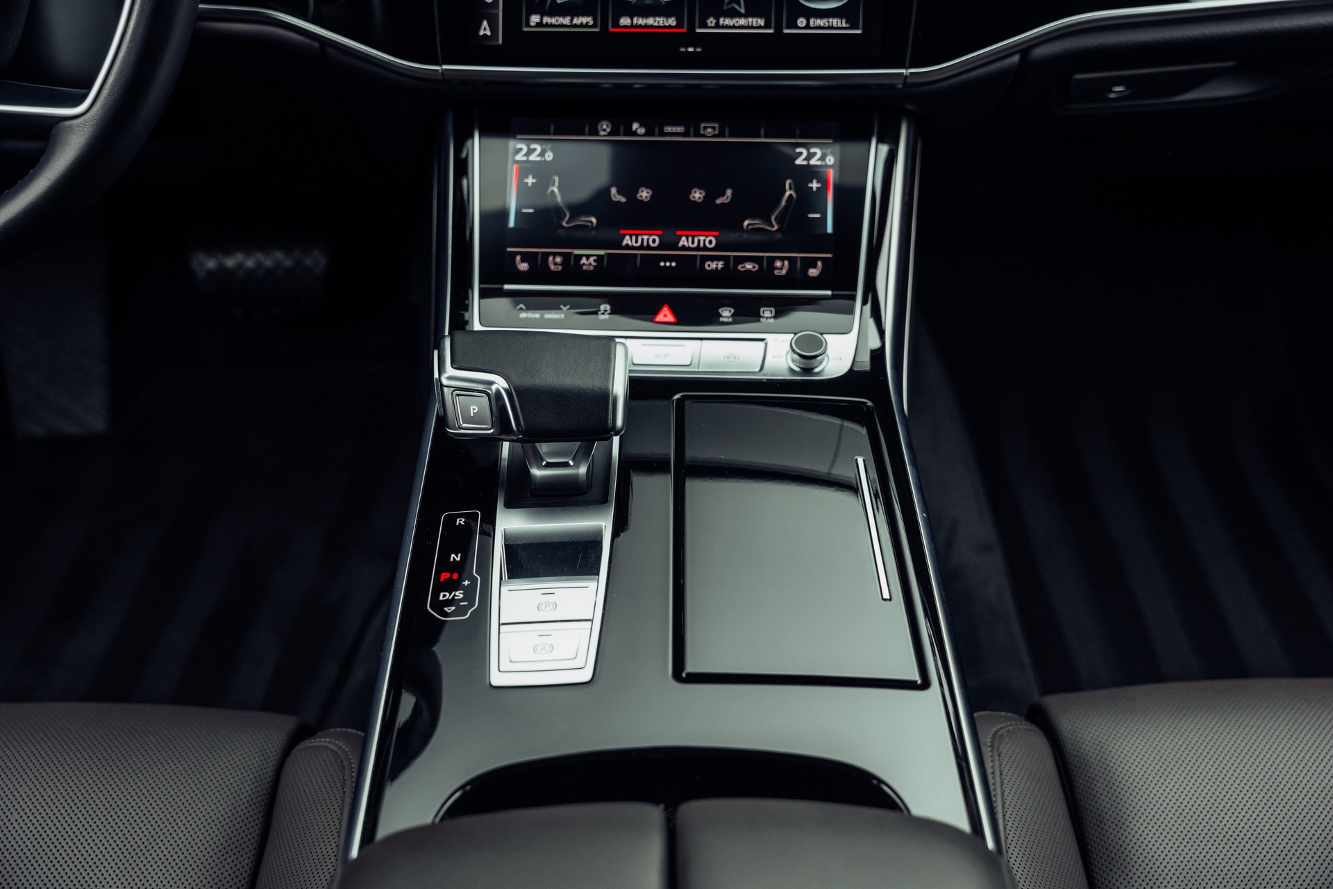 AUDI A8 50 TDI quattro tiptronic-image-14