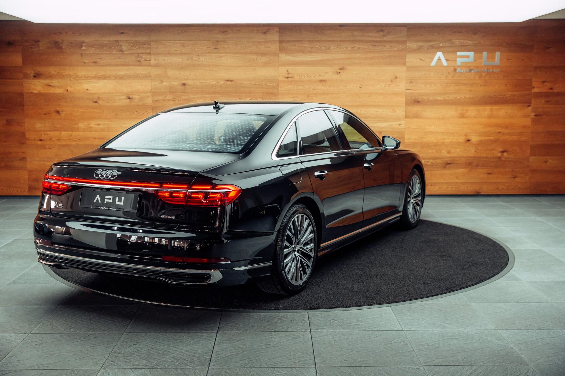AUDI A8 50 TDI quattro tiptronic-image-1