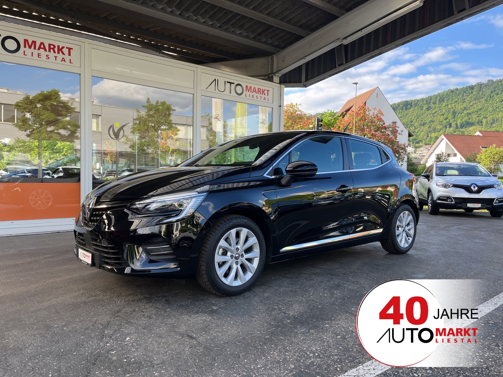 RENAULT Clio 1.6 E-Tech Intens-image-0