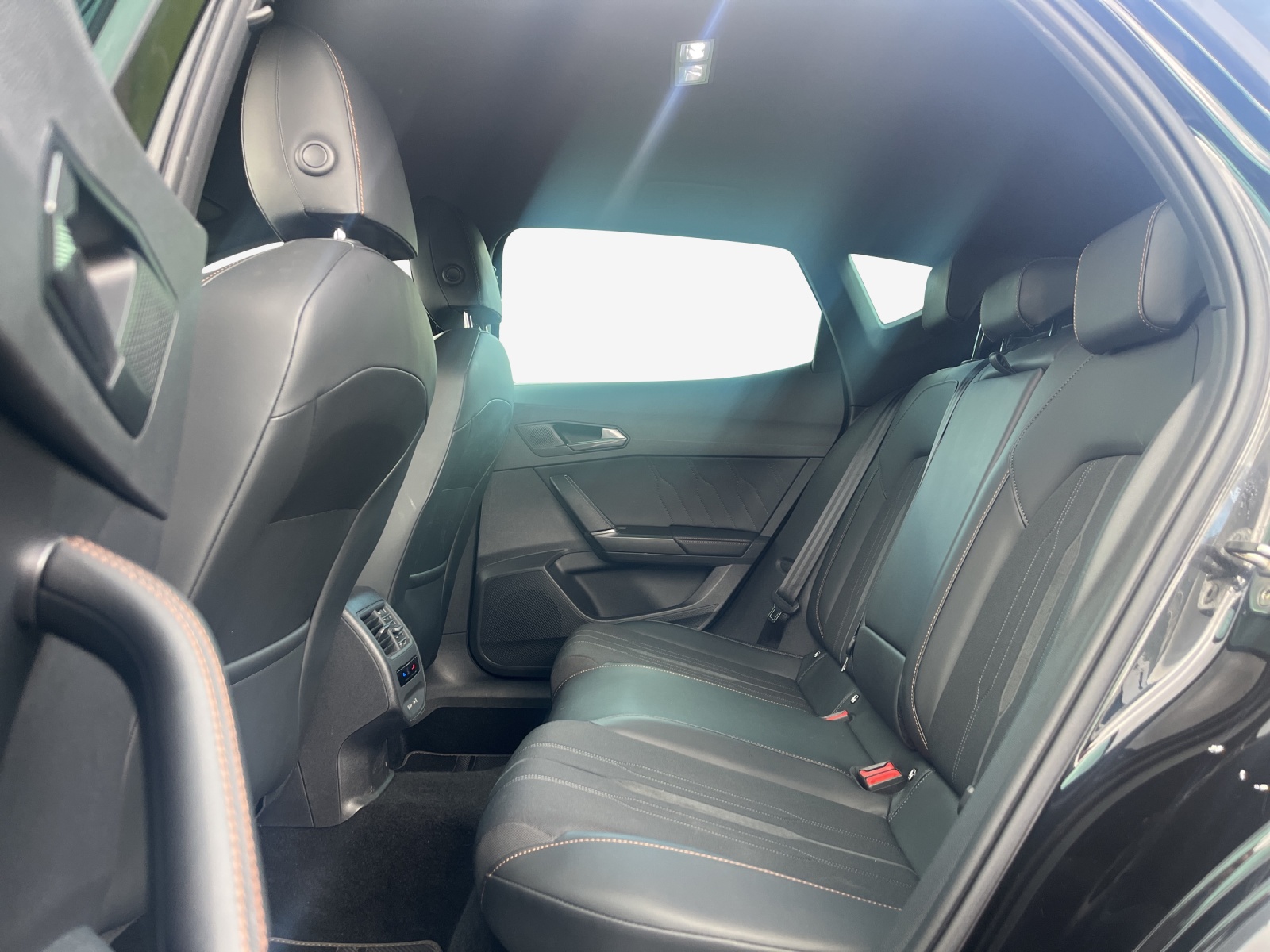 CUPRA Formentor 1.4 e-HYBRID pHEV Allalin DSG-image-12