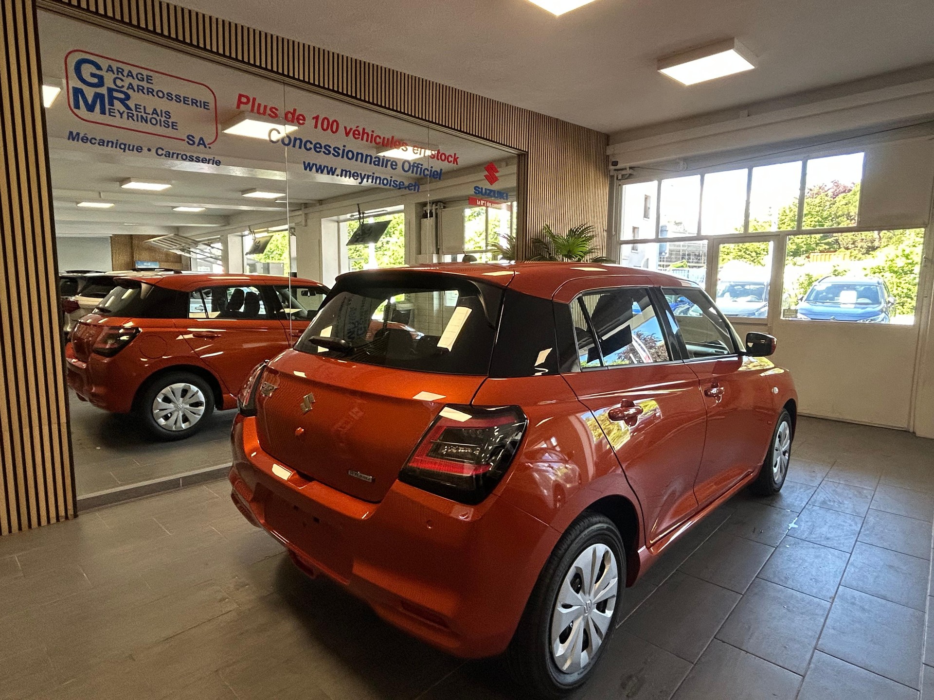 SUZUKI Swift 1.2 Unico Hybrid-image-6