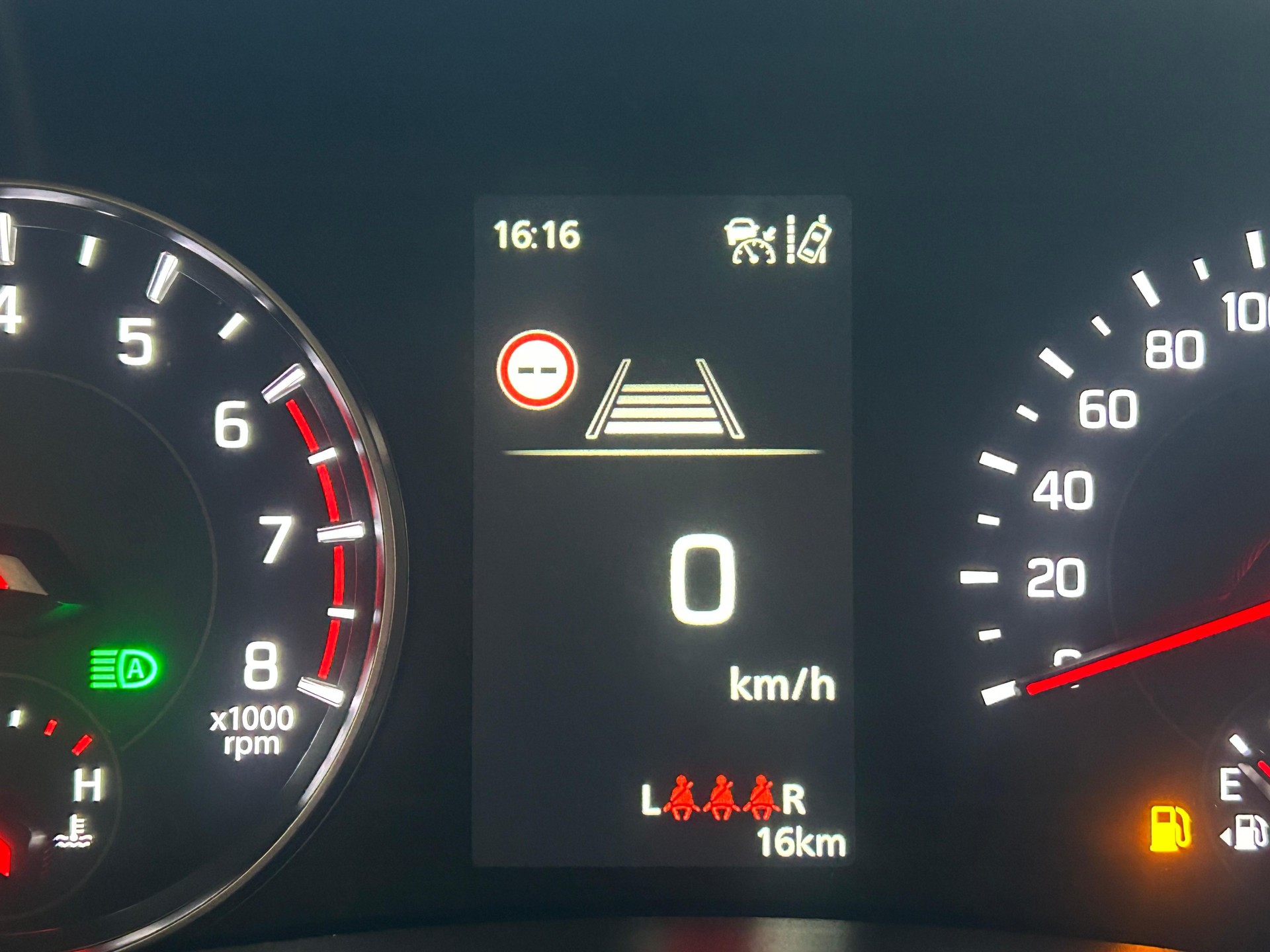 SUZUKI Swift 1.2 Unico Hybrid-image-8