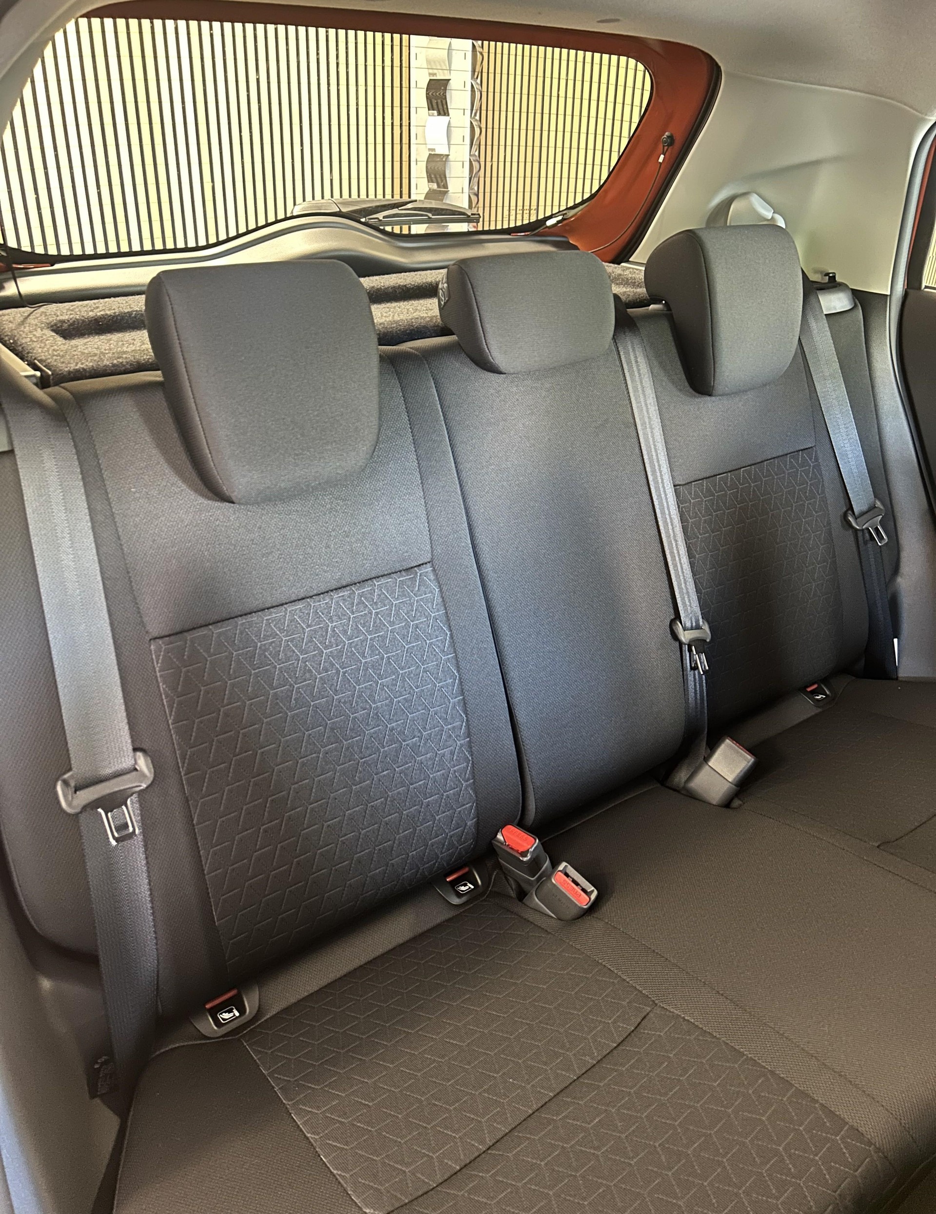SUZUKI Swift 1.2 Unico Hybrid-image-14