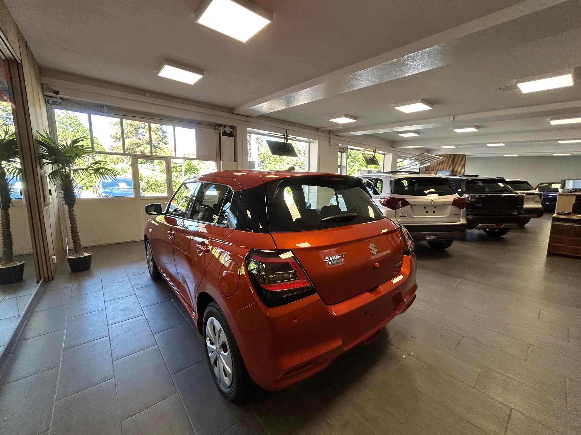 SUZUKI Swift 1.2 Unico Hybrid-image-4