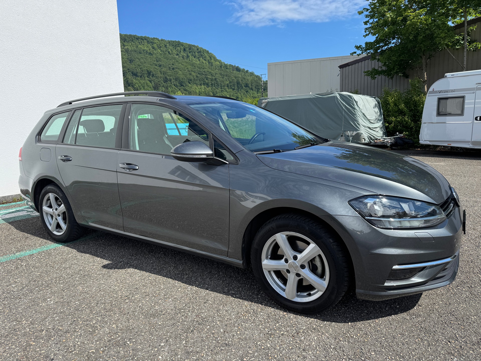 VW Golf Variant 1.0 TSI Comfortline-image-2