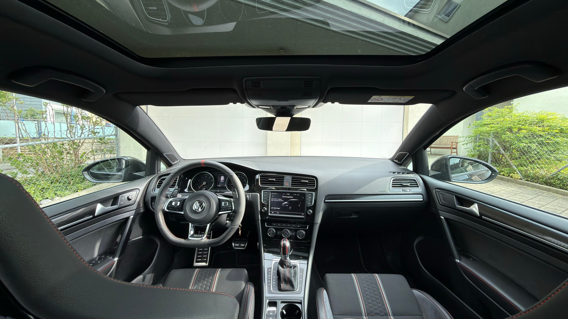 VW 2.0 TSI GTI Clubsport DSG-image-4