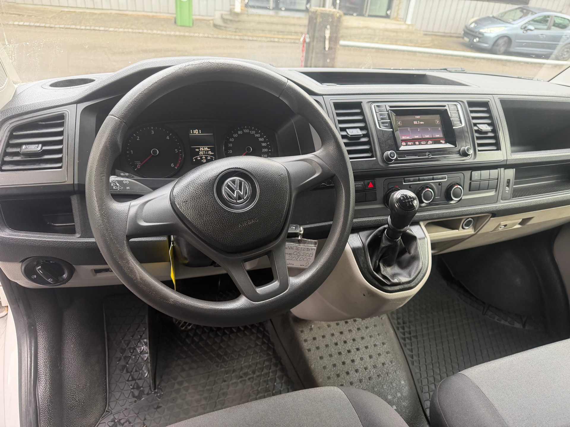VW T6 2.0 TDI 4Motion * 03x Sitzplätze * Navi * Klimaanlage * Tempomat * PDC H * 02x Airbag * AHK 2500Kg * Ab MFK-image-3
