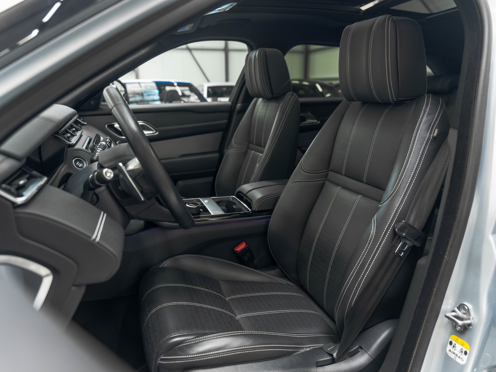 LAND ROVER Range Rover Velar R-Dynamic P 380 HSE Automatic-image-9