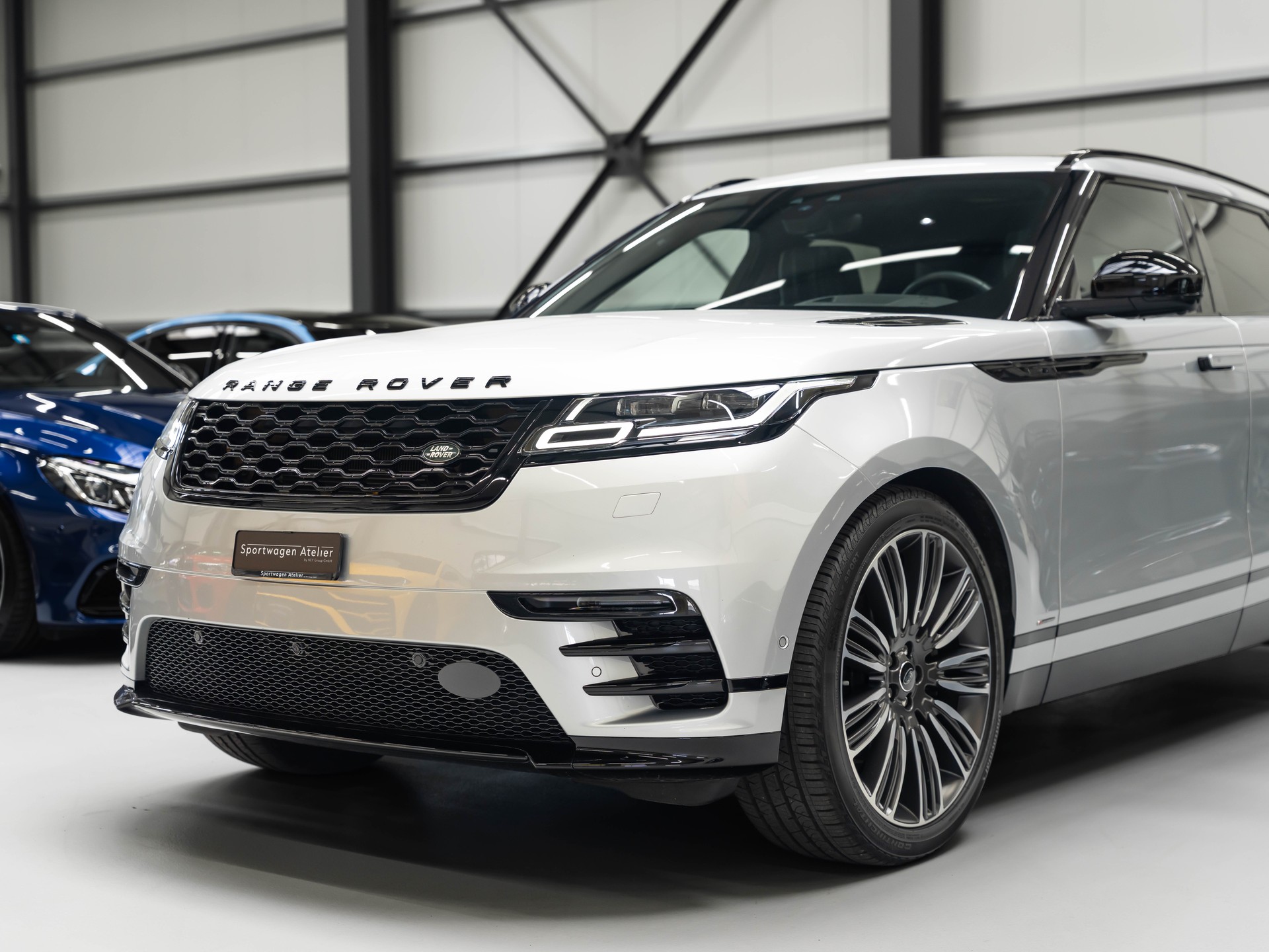 LAND ROVER Range Rover Velar R-Dynamic P 380 HSE Automatic-image-13