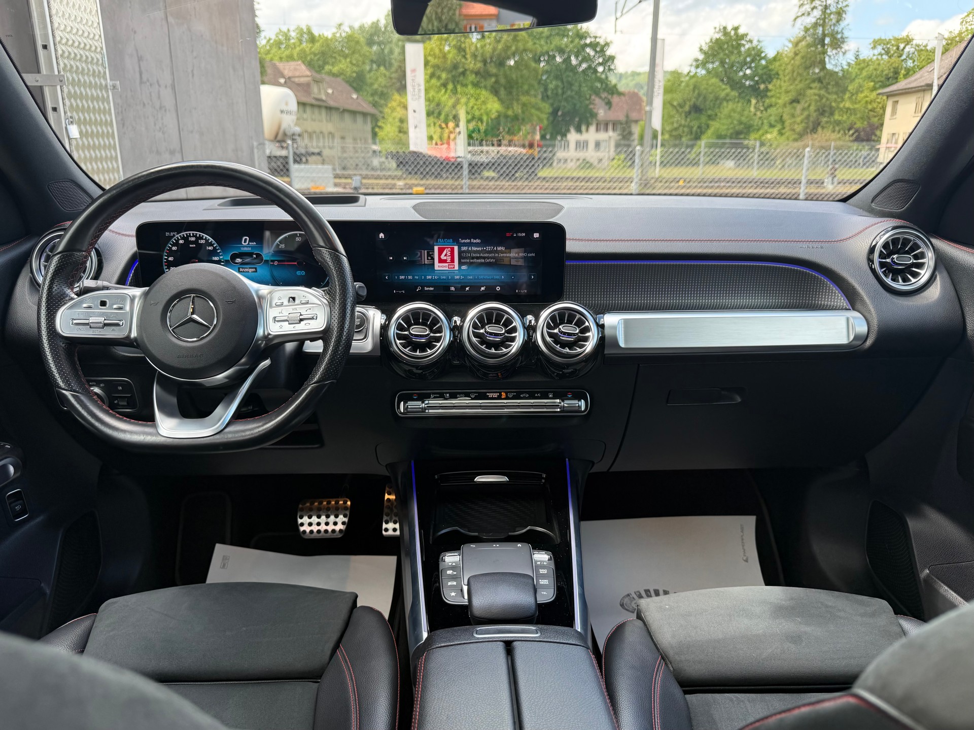 MERCEDES-BENZ EQB 350 AMG Line 4Matic-image-6