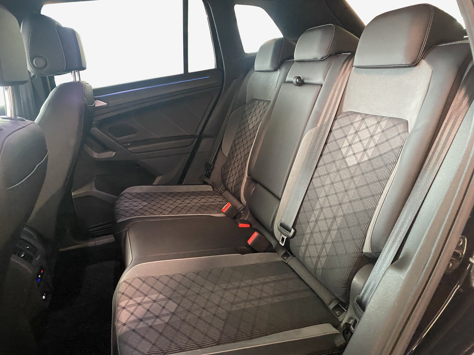 VW Tiguan 1.4TSI PHEV Selection DSG-image-11