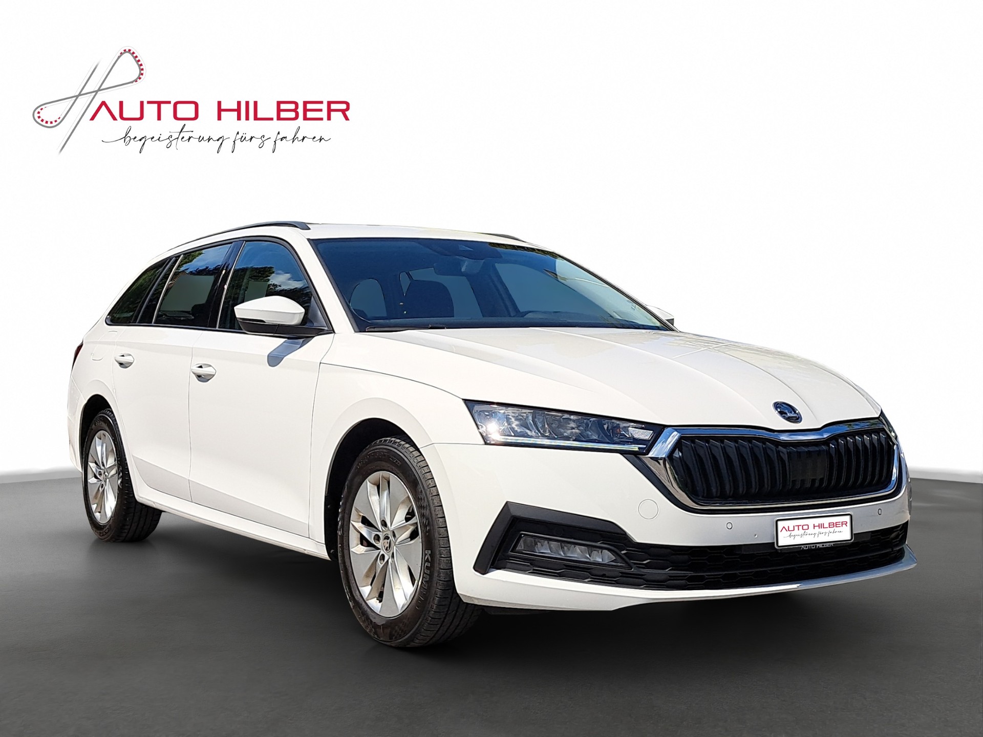 SKODA Octavia Combi 2.0 TDI DSG Ambition 4x4-image-12